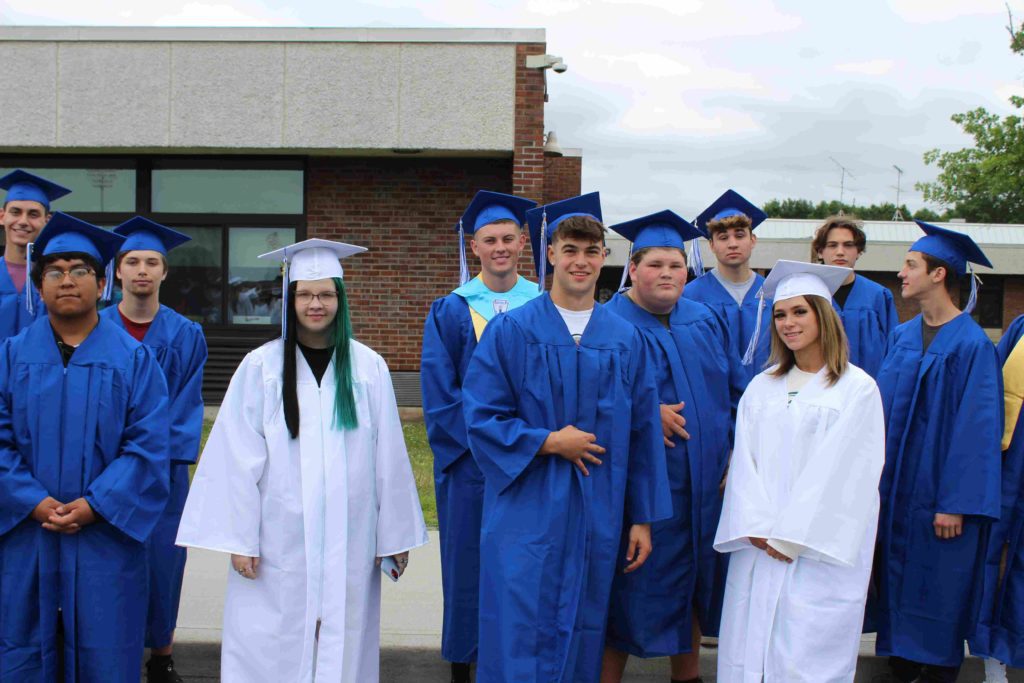 PICTURES & VIDEO Class of 2022 Senior Walkthrough Ichabod Crane
